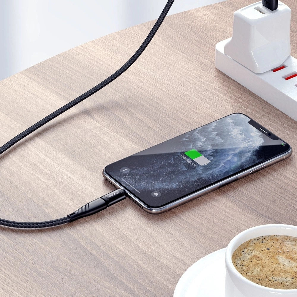Mcdodo USB-C to Lightning Adapter