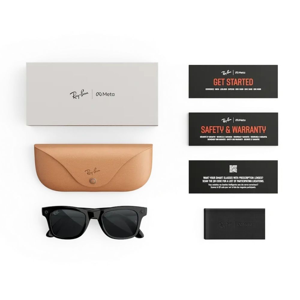 Ray-Ban Meta Wayfarer Gen 3 Shiny Black Transitions Grey