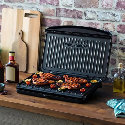 Russell Hobbs Contact Grill Show off