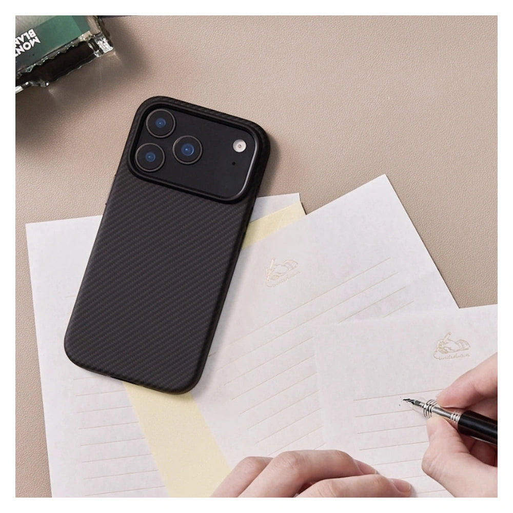 PITAKA iPhone 17 Pro Summa Case – 600D Black/Grey (Twill)